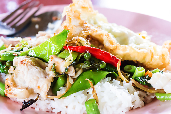 포토 JPG 해외이미지 전통 접시 아시아 음식 백그라운드 채소 태국 밥 오이 육류 돼지고기 요리 동양인 사람없음 식당 계란 식사 저녁식사 튀김 흰색 달콤 맛 혼합 허브 향신료 매움 후추 바질 점심식사 다진 해외202004 해외포토 식물 식기 나라 컬러 컨셉 식재료 인종 상점 알 향미료 파일형식 이미지허브