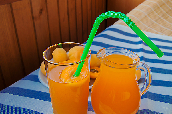 포토 JPG 해외이미지 디자인 계절 음료 음식 백그라운드 다이어트 오렌지 자연 유리 탁자 디저트 건강 사탕 사람없음 컵 초록색 파란색 노란색 정원 주스 줄무늬 흰색 신선 항아리 맛 매끈함 유기농 냅킨 부드러움 밀짚 내추럴 살구 숙성 영양분 채식주의자 해외202004 해외포토 식기 웰빙 컬러 가구 컨셉 무늬 과일 재질 도자기 감각 짚 생태계 채식 파일형식 이미지허브