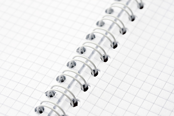 포토 JPG 해외이미지 템플릿 1 디자인 교육 종이 백그라운드 비즈니스 새로움 나선형 사람없음 사무실 쪽지 공책 공백 흰색 오픈 메시지 편지 편지지 싱글 문서 페이지 철사 시트 패드 고립 조언 목차 해외202004 해외포토 컬러 컨셉 무늬 문구용품 파일형식 이미지허브