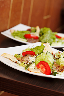 포토 JPG 해외이미지 식기 음식 빵 토마토 채소 재료 오이 치즈 건강 돼지고기 사람없음 주방 식사 치킨 샐러드 소고기 신선 조미료 사발 상품 상추 머스터드 브런치 토스트 레시피 시저샐러드 로메인상추 해외202004 해외포토 유제품 육류 사기그릇 소스_음식 닭고기요리 향미료 파일형식 이미지허브