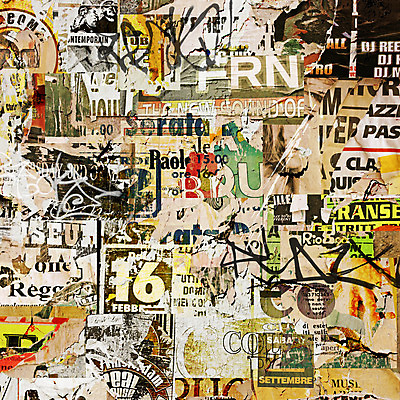 포토 JPG 해외이미지 포스터 종이 벽 백그라운드 날씨 추상 거리 광고판 사람없음 도시 거친 찢어짐 해외202004 해외포토 무늬 모션 알림판 판 파일형식 이미지허브