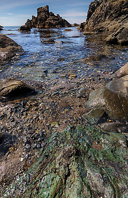 포토 JPG 해외이미지 구름 파도 바다 여행 자연 하늘 풍경 사람없음 물 여름 파란색 맑음 봄 바위 서핑 속도 태평양 해외202004 해외포토 자연요소 계절 컬러 날씨 돌_바위 수상스포츠 생태계 파일형식 이미지허브