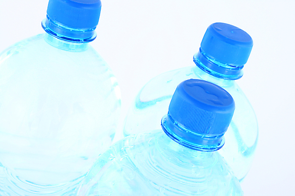 포토 JPG 해외이미지 음료 바다 지도 유리 탁자 이벤트 사람없음 물 파란색 세계 약 냉동 목욕 봄 거품 젖음 추위 흰색 신선 투명 액체 씻기 주식 시원함 갈증 분수 상쾌 그림 기회 분무기 냉각기 돌리기 잔물결 스플래쉬 해외202004 해외포토 자연요소 계절 감정 물결 컬러 가구 의학 모션 재질 금융 청결 파일형식 이미지허브