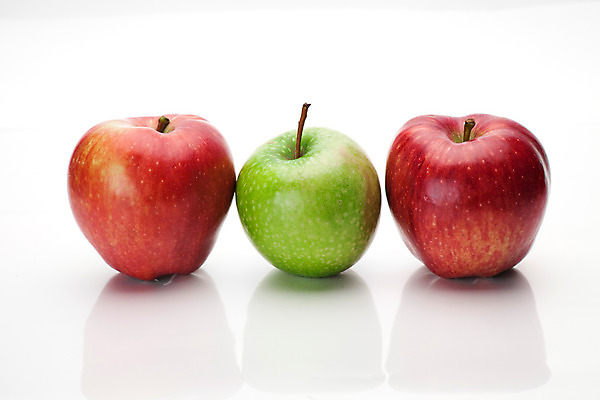 포토 JPG 해외이미지 음식 백그라운드 2 농업 다이어트 과일 자연 디저트 건강 사람없음 빨간색 반사 정원 흰색 신선 달콤 맛 사과 먹기 오브젝트 유기농 내추럴 고립 생태학 채식주의자 해외202004 해외포토 웰빙 교육 산업 컬러 컨셉 모션 생태계 채식 파일형식 이미지허브