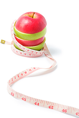 포토 JPG 해외이미지 조각 백그라운드 다이어트 과일 휴식 건강 사람없음 빨간색 초록색 흰색 최고 사과 몸무게 먹기 날씬함 측정 얇은 적자 해외202004 해외포토 컬러 컨셉 모션 몸매 파일형식 이미지허브