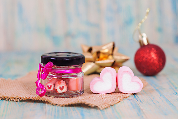 포토 JPG 해외이미지 유리병 디저트 사탕 사람없음 하트 달콤 담기 핸드메이드 해외202004 해외포토 모양 음식 모션 병_용기 맛 파일형식 이미지허브