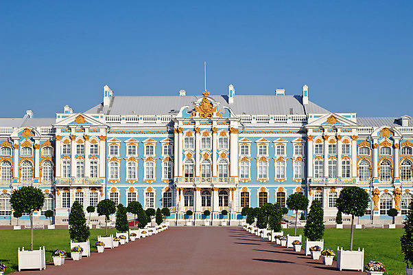 포토 JPG 해외이미지 외관 문화 건축양식 주택 미술 사람없음 야외 건물 장식 파란색 성당 궁전 화려 역사 황금 고급 우아함 큼 맨션 러시아 귀족 바로크 스타일 해외202004 해외포토 건축물 건축 유럽 컬러 컨셉 고건축 종교건축 문화예술 크기 파일형식 이미지허브