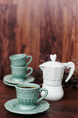 포토 JPG 해외이미지 전통 꽃 커피 음료 백그라운드 탁자 아침 콩 손잡이 미술 사람없음 컵 갈색 금속 주방 기계 이탈리아 카페 수확 공구 신선 뜨거움 클래식 맛 아침식사 냄비 정상 난로 오브젝트 복고 만들기 아로마 슛 바리스타 카푸치노 에스프레소 단절 라떼 모카 아라비카 옛날 철강 카페인 해외202004 해외포토 주간 식물 직업 식기 유럽 컬러 가구 컨셉 농업 모션 재질 문화예술 곡류 상점 식사 도구 솥 난방기 파일형식 이미지허브