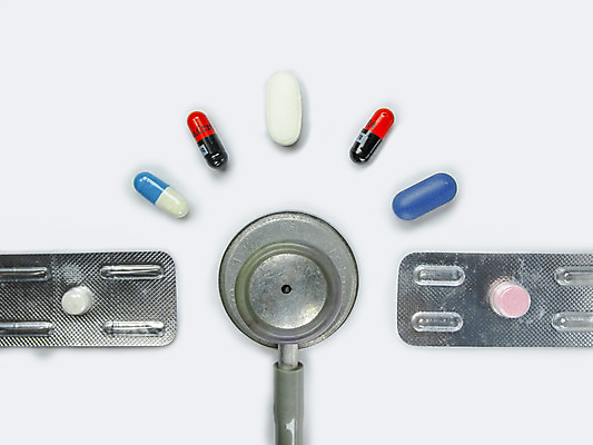 포토 JPG 해외이미지 직업 백그라운드 청진기 탁자 건강 병원 사람없음 치료 약 진료 듣기 장비 의사 흰색 기구 공구 하트 긴급 맥박 질병 약국 측정 보고서 처방 고립 돌봄 심장병 약사 해외202004 해외포토 모양 컬러 가구 의학 의료기기 모션 의료진 도구 파일형식 이미지허브