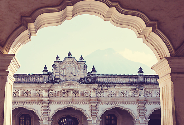 포토 JPG 해외이미지 문화 여행 백그라운드 건축양식 산 거리 주택 풍경 사람없음 건물 컬러풀 세계 태양 산타클로스 노란색 일출 미국 일몰 광선 도시 역사 재산 야간 땅 아치 화산 장면 과테말라 수녀원 스페인어 식민지 해외202004 해외포토 자연요소 건축물 건축 컬러 크리스마스 북아메리카 금융 노을 중앙아메리카 파일형식 이미지허브
