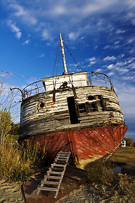 포토 JPG 해외이미지 사람없음 강 보트 조난 해외202004 해외포토 배_교통 파일형식 이미지허브