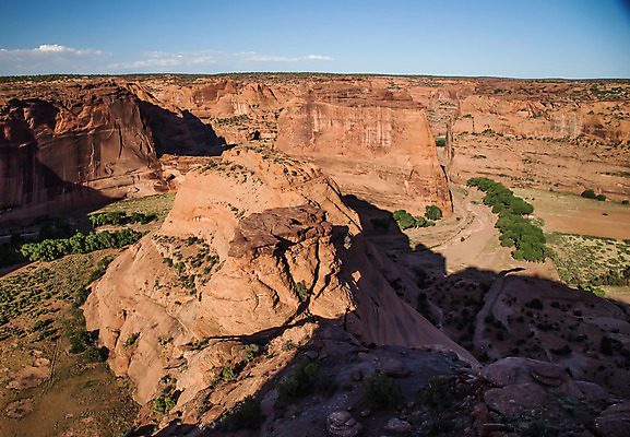 포토 JPG 해외이미지 구름 공원 지구 모래 여행 자연 하늘 산 건조 풍경 사람없음 야외 빨간색 빛 햇빛 골짜기 미국 하이킹 사막 광선 바위 신비 부식 좁은 사암 애리조나 침식 내추럴 이국적 지질학 해외202004 해외포토 자연요소 공공시설 교육 컬러 컨셉 북아메리카 레저 태양 돌_바위 생태계 파일형식 이미지허브
