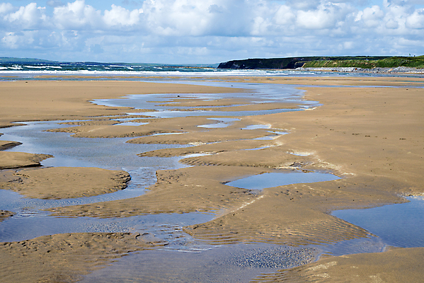 포토 JPG 해외이미지 유럽 모래 파도 바다 여행 백그라운드 자연 조류 하늘 휴가 풍경 사람없음 초록색 물 여름 파란색 강 모래사장 해조류 황금 부식 방파제 암초 다시마 잔물결 수평선 해외202004 해외포토 자연요소 동물 계절 공공시설 나라 물결 컬러 해양식물 생태계 파일형식 이미지허브