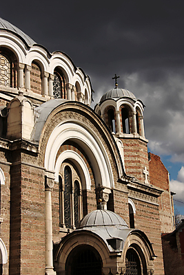 포토 JPG 해외이미지 전통 사람없음 교회 어둠 사찰 중세 동쪽 옛날 폭풍우 해외202004 해외포토 종교건축 건물 비_날씨 역사 자연재해 방향 파일형식 이미지허브