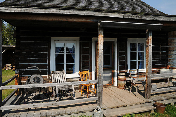 포토 JPG 해외이미지 공원 캐나다 자연 주택 동물원 사람없음 야외 목재 관광지 시골 오두막 옛날 해외202004 해외포토 나무 공공시설 여행 북아메리카 재료 건물 생태계 파일형식 이미지허브