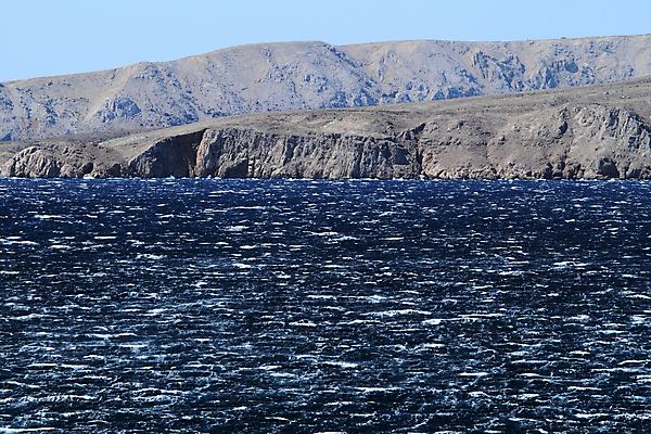 포토 JPG 해외이미지 파도 바다 섬 백그라운드 패턴 자연 바람 날씨 산 풍경 사람없음 야외 물 여름 파란색 햇빛 어둠 황혼 분노 신선 위험 언덕 질감 폭풍 크로아티아 뇌우 폭풍우 해외202004 해외포토 자연요소 계절 감정 유럽 컬러 컨셉 무늬 태양 일몰 비_날씨 자연재해 생태계 파일형식 이미지허브