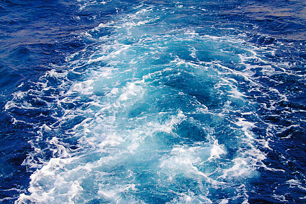 포토 JPG 해외이미지 물결 파도 바다 여행 백그라운드 패턴 요트 모션 자연 표면 추상 항해 사람없음 물 파란색 빛 거품 흐름 추위 소용돌이 회오리 액체 개울 떨어짐 순수 속도 질감 역동적 부드러움 내추럴 부족함 해외202004 해외포토 자연요소 컬러 컨셉 무늬 배_교통 강 감각 생태계 파일형식 이미지허브