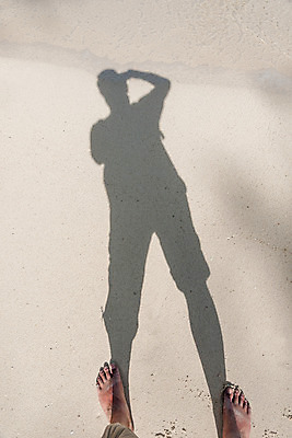 포토 JPG 해외이미지 모양 남자 행복 실루엣 모래 섬 여행 백그라운드 자연 추상 휴가 그림자 미술 서기 사람 풍경 성인 사람없음 야외 여름 햇빛 태양 노란색 여행객 카메라 검은색 회색 사막 뜨거움 발사 모래언덕 사진사 휴양지 질감 내추럴 이국적 혼자 해외202004 해외포토 자연요소 계절 감정 컬러 무늬 모션 문화예술 촬영기법 전자제품 장소 작가 언덕 생태계 파일형식 이미지허브