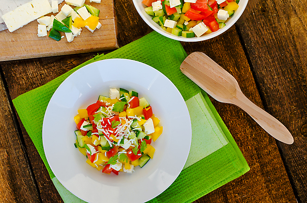 포토 JPG 해외이미지 접시 음식 백그라운드 포크 잎 다이어트 토마토 채소 재료 탁자 양파 오이 치즈 건강 요리 사람없음 빨간색 초록색 컬러풀 식당 식사 저녁식사 샐러드 흰색 신선 사발 상추 지중해 유기농 올리브 후추 그리스인 내추럴 점심식사 고립 채식주의자 해외202004 해외포토 서양인 식물 식기 웰빙 열매 바다 컬러 가구 유제품 상점 사기그릇 향신료 채식 파일형식 이미지허브