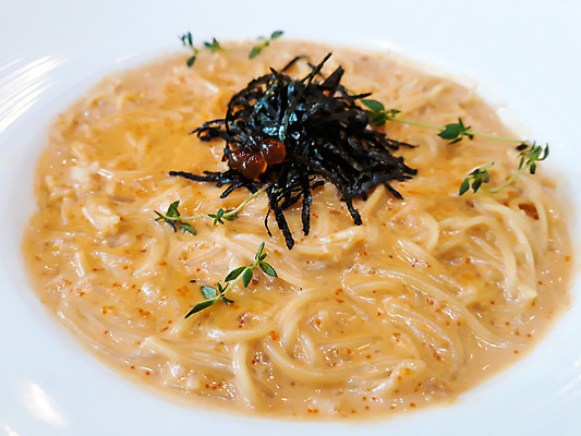 포토 JPG 해외이미지 접시 음식 백그라운드 스파게티 요리 사람없음 식당 일본 식사 저녁식사 이탈리아 흰색 신선 해조류 닫기 맛 크림 점심식사 해외202004 해외포토 식기 유럽 아시아 컬러 컨셉 모션 파스타 상점 해양식물 파일형식 이미지허브