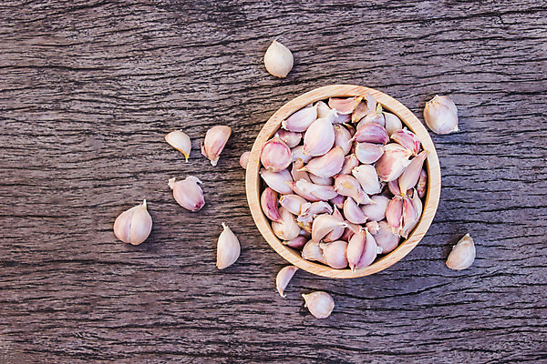 포토 JPG 해외이미지 식물 음식 조각 백그라운드 다이어트 채소 재료 전구 자연 건조 건강 마늘 요리 사람없음 목재 빨간색 주방 흰색 신선 양념 조미료 그룹 사발 시장 맛 정상 낟알 컨테이너 가루 허브 향신료 유기농 매움 날것 아로마 흙더미 내추럴 숙성 옛날 해외202004 해외포토 나무 웰빙 산업 컬러 컨셉 흙 사기그릇 생태계 향미료 파일형식 더미 이미지허브