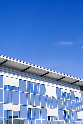 포토 JPG 해외이미지 디자인 외관 유럽 비즈니스 건축양식 창문 유리 하늘 새로움 주택 그림자 사람없음 건물 파란색 도시풍경 사무실 반사 탑 고층빌딩 도시 원형 재산 건축가 진짜 해외202004 해외포토 도형 직업 건축물 건축 나라 컬러 컨셉 재질 풍경 빌딩 금융 파일형식 이미지허브