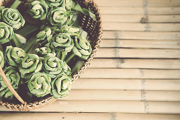 포토 JPG 해외이미지 1 전통 식기 문화 음료 백그라운드 주전자 주방용품 아침 건강 동양인 사람없음 목재 컵 빨간색 물 갈색 검은색 중국 머그컵 골동품 기구 뜨거움 도자기 붓기 냄비 수증기 찻주전자 책상 오브젝트 싱글 상쾌 점토 광택 단절 백자 무알코올 해외202004 해외포토 주간 자연요소 나무 감정 아시아 컬러 가구 생활용품 재료 모션 인종 솥 파일형식 이미지허브