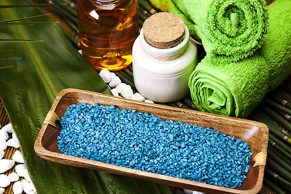 포토 JPG 해외이미지 라이프스타일 선 신체 건강 사람없음 스파 목욕 화장품 욕실 마사지 사발 고급 소중 소금 비누 향 아로마테라피 테라피 샤워실 위생관리 이국적 해외202004 해외포토 컨셉 관리 생활 위생용품 뷰티 청결 사기그릇 샤워시설 파일형식 이미지허브