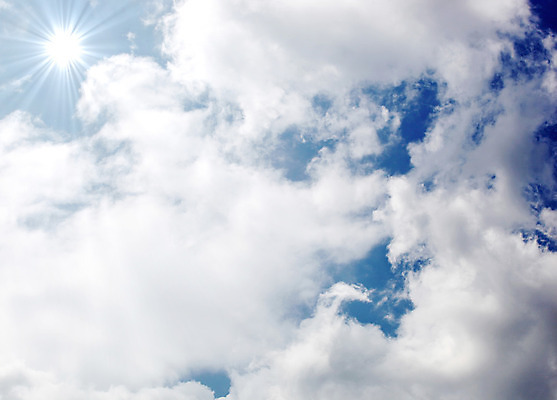 포토 JPG 해외이미지 구름 계절 종교 백그라운드 하늘 날씨 불꽃 사람없음 파란색 빛 글로벌 태양 평화 우주 맑음 광선 흰색 예측 남색 순수 천국 산소 기본 오존 자외선 해외202004 해외포토 자연요소 컬러 컨셉 불 원소 파일형식 이미지허브