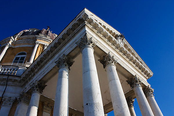 포토 JPG 해외이미지 전통 유럽 종교 문화 여행 건축양식 자연 하늘 휴가 미술 풍경 사람없음 건물 파란색 교회 우주 축구 이탈리아 수확 흰색 도시 역사 클래식 언덕 클럽 복고 천연기념물 산기슭 바로크 바실리카 신앙심 옛날 피에몬테 카피스페이스 해외202004 해외포토 건축물 건축 나라 컬러 컨셉 농업 종교건축 문화예술 산 구기 공백 생태계 파일형식 이미지허브