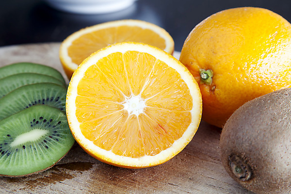 포토 JPG 해외이미지 음식 오렌지 과일 건강 키위 사람없음 프랑스 신선 자르기 유기농 날것 채식주의자 해외202004 해외포토 웰빙 유럽 모션 채식 파일형식 이미지허브