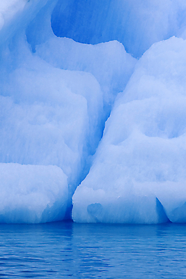 포토 JPG 해외이미지 사람없음 물 냉동 얼음 추위 남극 북극 봉 빙산 그린란드 해외202004 해외포토 자연요소 섬 덴마크 극지방 파일형식 이미지허브
