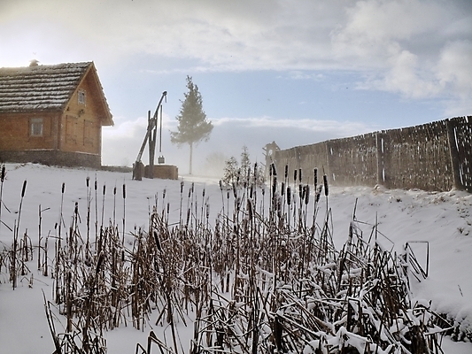 포토 JPG 해외이미지 나무 구름 계절 도로 물결 장갑 겨울 밭 자연 지팡이 하늘 지붕 날씨 휴식 주택 갈대 풍경 사람없음 야외 목재 울타리 냉동 침묵 봄 추위 시골 막대기 떨어짐 숲 큼 즐거움 눈보라 생태학 해외202004 해외포토 자연요소 식물 잡화 교육 감정 길 컨셉 농업 재료 교통시설 눈_날씨 건물 담장 소리 크기 생태계 파일형식 이미지허브