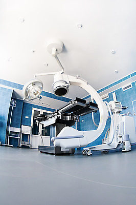 포토 JPG 해외이미지 의료기기 조명 엑스레이 건강 병원 사람없음 내부 파란색 약 장비 램프 수술 외과 구조대 해외202004 해외포토 컬러 의학 치료 구출 파일형식 이미지허브