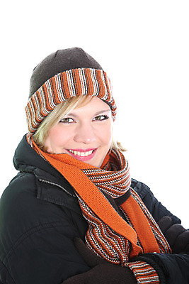 포토 JPG 해외이미지 라이프스타일 옷 계절 여자 행복 겨울 털 한명 사람 금발 유행 목도리 추위 코트 니트 온도 양모 고립 캡모자 스타일 세련 해외202004 해외포토 모자_잡화 1 헤어스타일 잡화 감정 상의 생활 외투 직물 파일형식 이미지허브