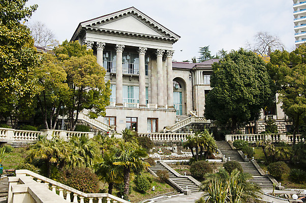 포토 JPG 해외이미지 나무 건축양식 하늘 미술 사람없음 건물 장식 계단 기둥 역사 큼 허브 휴양지 기념물 천연기념물 옛날 힘찬 해외202004 해외포토 식물 건축물 건축 컨셉 문화예술 장소 크기 파일형식 이미지허브