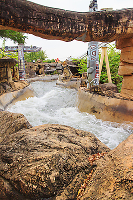 포토 JPG 해외이미지 공원 유럽 아시아 여행 백그라운드 자연 하늘 휴가 산 건조 미술 풍경 사람없음 야외 초록색 물 여름 파란색 강 머리 여행객 골짜기 맑음 미국 힘 사막 프랑스 바위 뜨거움 구멍 개 큼 장면 옛날 전국 해외202004 해외포토 자연요소 계절 공공시설 나라 컬러 북아메리카 포유류 날씨 문화예술 사람 신체부위 돌_바위 크기 생태계 파일형식 이미지허브