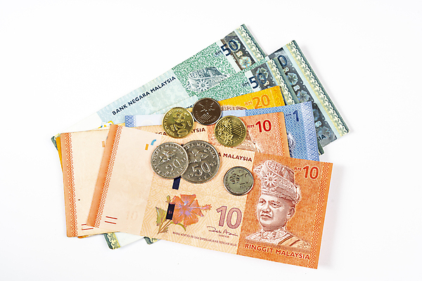 포토 JPG 해외이미지 아시아 종이 백그라운드 컨셉 지폐 돈 비즈니스 동양인 사람없음 금융 경제 파란색 컬러풀 동전 쪽지 저축 흰색 시장 재산 속도 무역 상업 결제 말레이시아 계산서 대출 고립 예산 경제학 해외202004 해외포토 교육 나라 산업 컬러 인종 파일형식 이미지허브