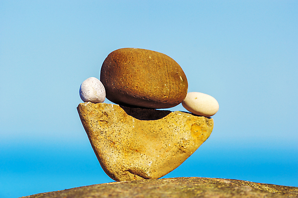 포토 JPG 해외이미지 선 바다 컨셉 자연 저울 해변 사람없음 세로 쌓기 스파 조약돌 원형 그룹 삼각형 정상 작음 균형 명상 질감 흙더미 대칭 평등 평형 해외202004 해외포토 도형 모션 수영 흙 돌_바위 크기 생태계 파일형식 더미 이미지허브