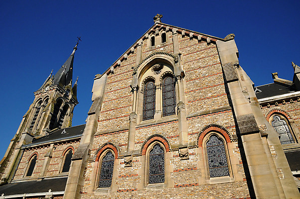 포토 JPG 해외이미지 종교 사람없음 관광지 교회 프랑스 역사 재산 해외202004 해외포토 유럽 여행 종교건축 건물 금융 파일형식 이미지허브