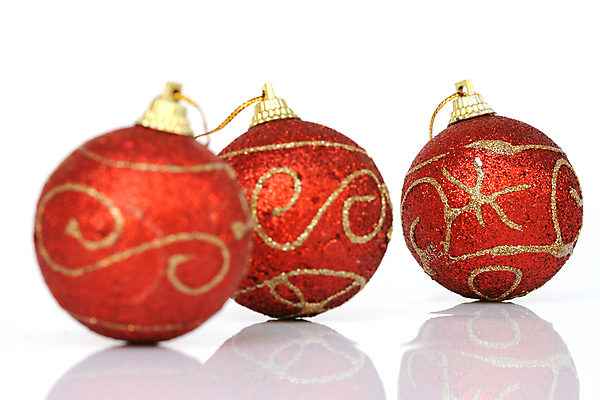 포토 JPG 해외이미지 백그라운드 크리스마스 공 휴가 3 사람없음 장식 빨간색 빛 반사 기쁨 흰색 축하 황금 작음 묘사 오브젝트 고립 해외202004 해외포토 기념일 감정 컬러 컨셉 크기 파일형식 이미지허브