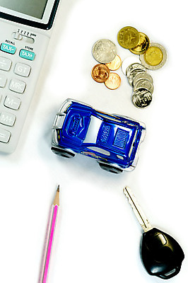 포토 JPG 해외이미지 컨셉 지폐 돈 비즈니스 자동차 열쇠 사람없음 금융 파란색 장난감 세일 금속 동전 힘 계산기 재산 수리 선택 휘발유 가격 심볼 분석 서비스 연료 가스 대여 대출 고용 관심 렌탈 매각 임대 자동 비용 해외202004 해외포토 육상교통 컬러 재질 문구용품 경제 장비 구직 석유 채용 파일형식 이미지허브