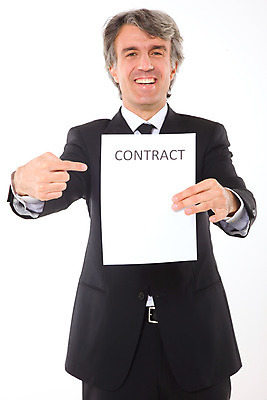 포토 JPG 해외이미지 백인 직업 응시 비즈니스 손가락 표시 직장 실내 관리 한명 미소 정장 성인 잡기 작업 비즈니스맨 스마트 계약 흰배경 경영자 보여주기 고립 남자한명만 해외202004 해외포토 서양인 1 손 시선 옷 남자 백그라운드 컨셉 회사 모션 표정 사람 내부 흰색 직장인 리더 남자만 파일형식 이미지허브