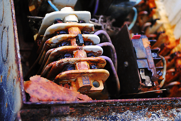 포토 JPG 해외이미지 사람없음 기계 쓰레기 폐기물 부식 모터 낭비 산화 해외202004 해외포토 컨셉 파일형식 이미지허브