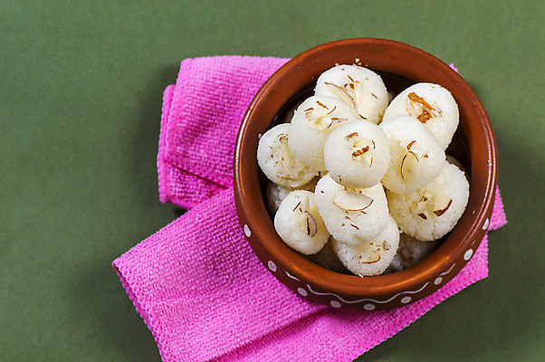 포토 JPG 해외이미지 디저트 사람없음 도자기 원형 사기그릇 냅킨 인도음식 해외포토 도형 그릇 음식 동양음식 파일형식 이미지허브