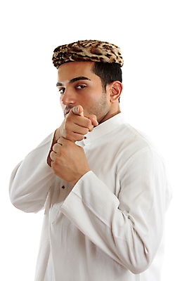 포토 JPG 해외이미지 옷 남자 문화 중동 손가락 수염 한명 사람 유행 가리킴 가운 전통의상 방향 흰배경 조준 고립 혼혈 해외202004 해외포토 1 전통 손 나라 백그라운드 손짓 흰색 다문화 파일형식 이미지허브