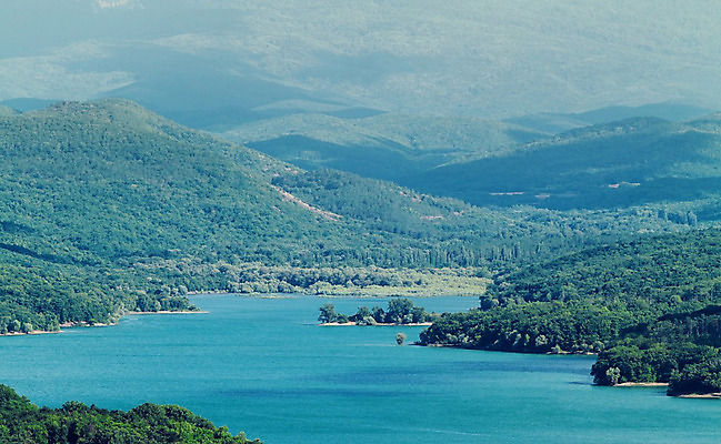 포토 JPG 해외이미지 나무 계절 공원 호수 여행 하늘색 손가락 자연 하늘 휴가 산 파노라마 풍경 사람없음 야외 초록색 물 파란색 반사 환경 계곡 침묵 거울 하이킹 소나무 숲 언덕 장면 내추럴 산악지대 생태학 전국 터키석 해외202004 해외포토 자연요소 식물 손 공공시설 교육 컬러 레저 촬영기법 소리 보석 생태계 파일형식 이미지허브