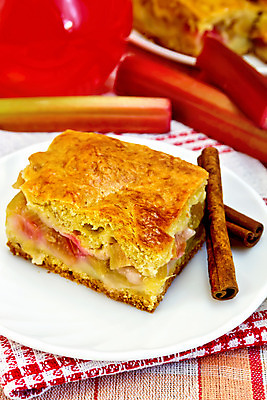 포토 JPG 해외이미지 식물 접시 음료 음식 조각 백그라운드 채소 과일 부분 탁자 디저트 실내 건강 사람없음 빨간색 세로 케이크 주스 추위 껍질 식탁보 시골 대접 신선 달콤 설탕 자르기 뿌리기 허브 향신료 상쾌 냅킨 유리주전자 숙성 시나몬 타르트 페스츄리 해외202004 해외포토 식기 감정 빵 컬러 가구 모션 유리 주전자 내부 맛 파이_빵 향미료 파일형식 이미지허브