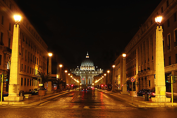포토 JPG 해외이미지 외관 유럽 종교 도로 여행 건축양식 휴가 거리 파노라마 미술 풍경 사람없음 건물 빛 도시풍경 조각상 성당 교회 여행객 이탈리아 기둥 도시 예수 센터 역사 성자 야간 큼 로마 정사각형 타운 천연기념물 바실리카 옛날 해외202004 사도궁 해외포토 자연요소 도형 건축물 건축 나라 길 종교건축 교통시설 문화예술 촬영기법 사람 조형물 궁전 신_종교 크기 바티칸 파일형식 이미지허브