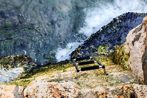 포토 JPG 해외이미지 유럽 길 파도 바다 여행 백그라운드 자연 표면 추상 휴가 사람없음 야외 물 파란색 빛 계단 금속 수영 젖음 추위 도시 투명 지중해 철 질감 장면 폭풍 타운 크로아티아 단계 깊이 옛날 터키석 해외202004 해외포토 자연요소 나라 컬러 무늬 재질 날씨 수상스포츠 보석 생태계 파일형식 이미지허브